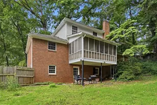 7195 Hunters Branch Dr, Atlanta, GA 30328 - Photo 24