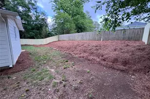 1212 Baker Ln, Marietta, GA 30062 - Photo 6