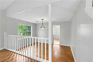 407 Sheppard Crossing Ct, Stone Mountain, GA 30083 - Photo 8