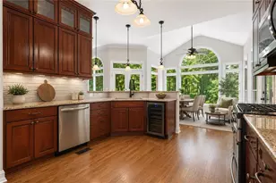 3233 Eagle Watch Dr, Woodstock, GA 30189 - Photo 2