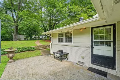 2120 Meadowbrook Lane SE, Marietta, GA 30067 - Photo 30