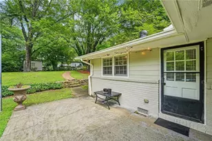 2120 Meadowbrook Ln SE, Marietta, GA 30067 - Photo 30