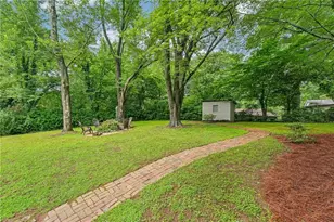 2120 Meadowbrook Ln SE, Marietta, GA 30067 - Photo 20