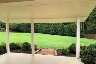 6237 Saddlehorse Dr, Flowery Branch, GA 30542 - Photo 18