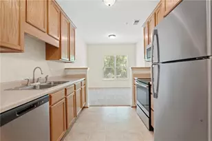 3300 Dogwood Dr, Atlanta, GA 30354 - Photo 2