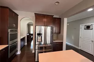 225 Stonebrier Ln, Alpharetta, GA 30004 - Photo 10