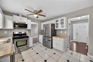 1902 Woods Ct, Riverdale, GA 30296 - Photo 4