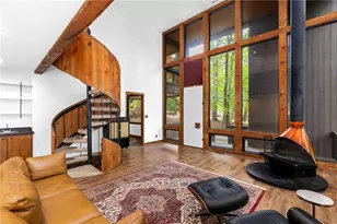 1080 Martin Ridge Rd, Roswell, GA 30076 - Photo 16