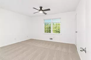 1010 Sexton Dr, Stone Mountain, GA 30083 - Photo 18