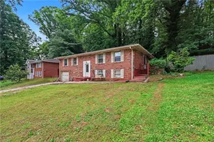 3276 Pin Oak Cir, Atlanta, GA 30340 - Photo 2