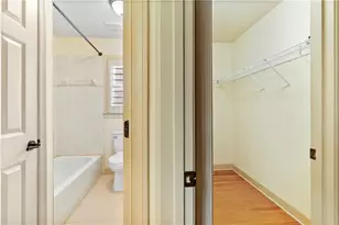 8370 Royal Melbourne Way, Duluth, GA 30097 - Photo 34