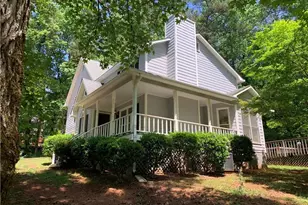 106 McKinley Cir, Lagrange, GA 30240 - Photo 2