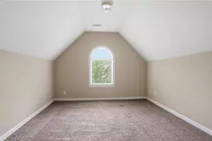519 Emerald Lake Ln, Buford, GA 30518 - Photo 34