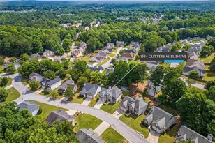 1534 Cutters Mill Dr, Lithonia, GA 30058 - Photo 6