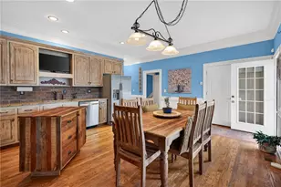 172 E Shadburn Ave, Buford, GA 30518 - Photo 16
