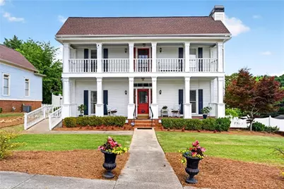 172 E Shadburn Avenue, Buford, GA 30518 - Photo 1