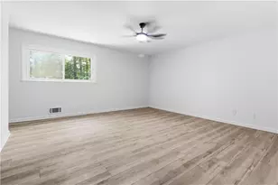 3455 Ravenwood Dr, Atlanta, GA 30349 - Photo 8