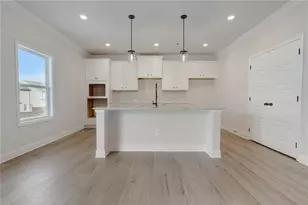 1762 Dover Creek Ln, Lawrenceville, GA 30045 - Photo 12