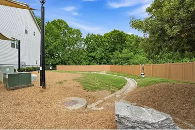 1297 Liberty Parkway, Atlanta, GA 30318 - Photo 34