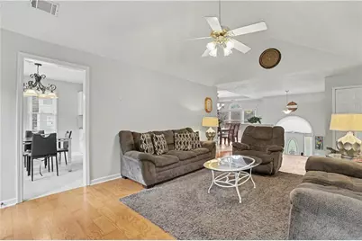 5643 Pipsissewa Drive, Flowery Branch, GA 30542 - Photo 8