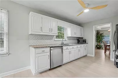 5643 Pipsissewa Drive, Flowery Branch, GA 30542 - Photo 12