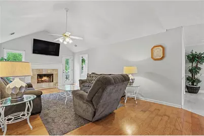 5643 Pipsissewa Drive, Flowery Branch, GA 30542 - Photo 6