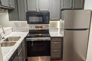 472 Teal Ct, Roswell, GA 30076 - Photo 4