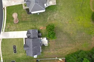 107 Barrington Pkwy, Stockbridge, GA 30281 - Photo 32