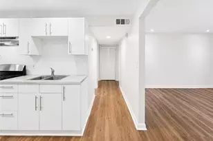3193 E Point St, Atlanta, GA 30344 - Photo 10