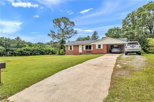1104 Parkview Dr, Griffin, GA 30224 - Photo 2