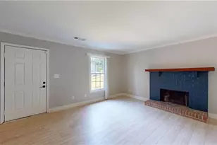 2777 Northwood Ct SW, Marietta, GA 30060 - Photo 4