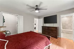 4311 Autumn Lake Dr, Buford, GA 30519 - Photo 16