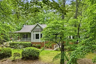 35 Elmtree Dr, Sharpsburg, GA 30277 - Photo 2