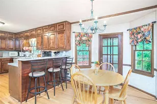 3838 Hunting Ridge Dr, Lilburn, GA 30047 - Photo 20