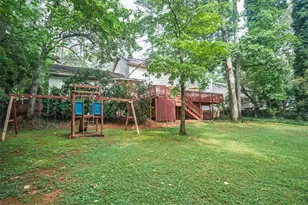 3838 Hunting Ridge Dr, Lilburn, GA 30047 - Photo 52