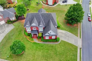 266 Prestbury Ct, Suwanee, GA 30024 - Photo 4