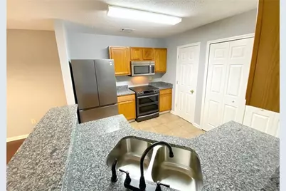 2274 Charleston Pointe SE, Atlanta, GA 30316 - Photo 12