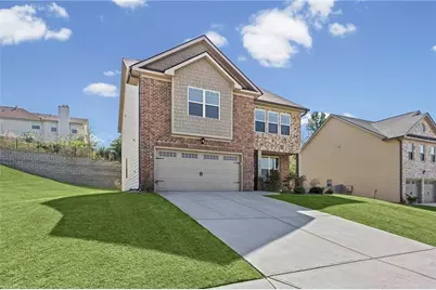 1526 Battle Brook Drive, Conyers, GA 30012 - Photo 4