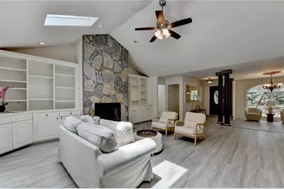 421 Oakleaf Trail, Suwanee, GA 30024 - Photo 6