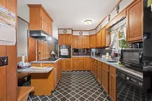 202 Briarwood Dr, Calhoun, GA 30701 - Photo 10