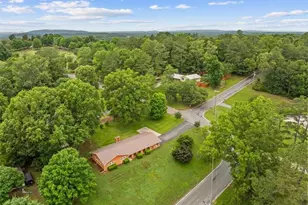 202 Briarwood Dr, Calhoun, GA 30701 - Photo 28