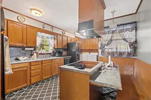 202 Briarwood Dr, Calhoun, GA 30701 - Photo 8