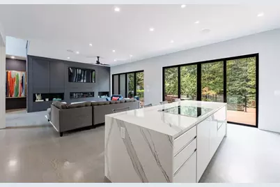 4036 Statewood Road NE, Atlanta, GA 30342 - Photo 20