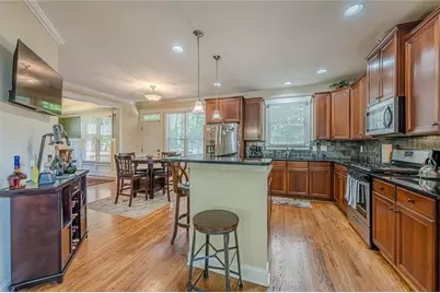 2084 Marshalls Lane, Atlanta, GA 30316 - Photo 12