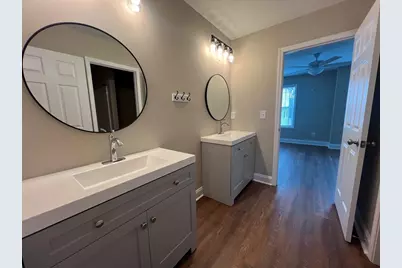 1027 Park Hill Drive, Gainesville, GA 30501 - Photo 8