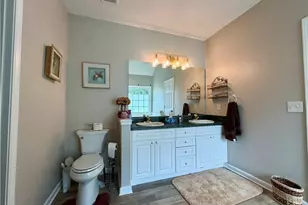 63 Centerport Dr, White, GA 30184 - Photo 12