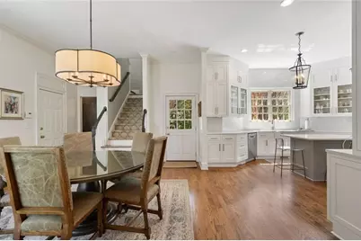 220 Sheridan Point Lane NE, Sandy Springs, GA 30342 - Photo 18