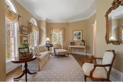 220 Sheridan Point Lane NE, Sandy Springs, GA 30342 - Photo 6