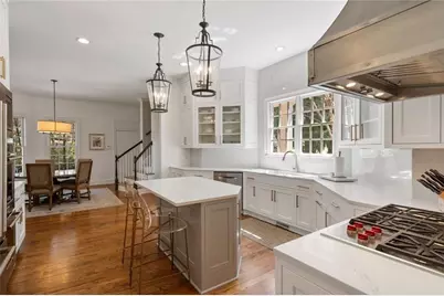 220 Sheridan Point Lane NE, Sandy Springs, GA 30342 - Photo 24