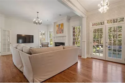 220 Sheridan Point Lane NE, Sandy Springs, GA 30342 - Photo 12